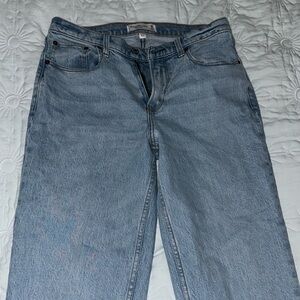 Women’s Abercrombie straight medium wash jeans